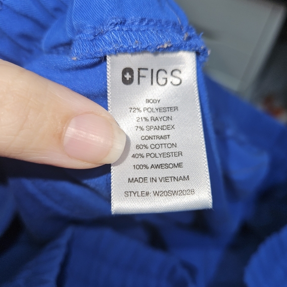 Figs Scrub Set - Picture 3 of 5